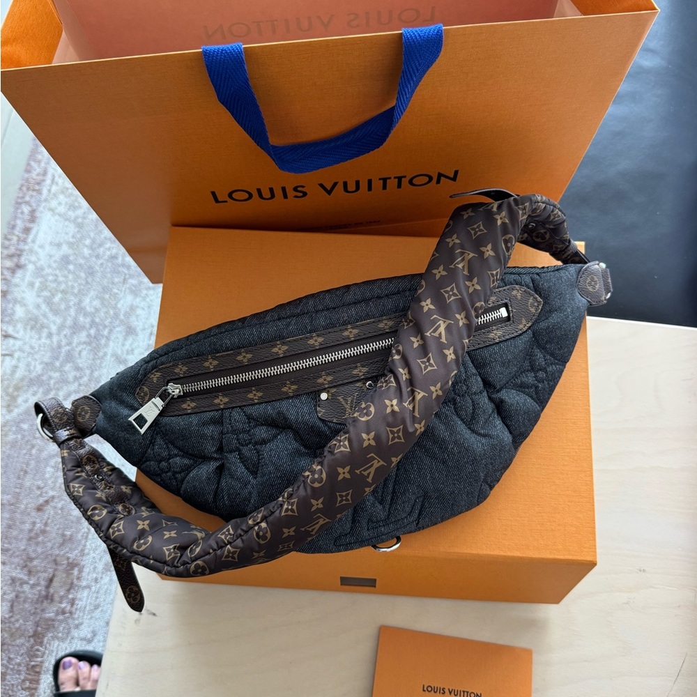 Louis Vuitton Louis The High Rise Bumbag , Limited Edition! - Picture 9 of 12